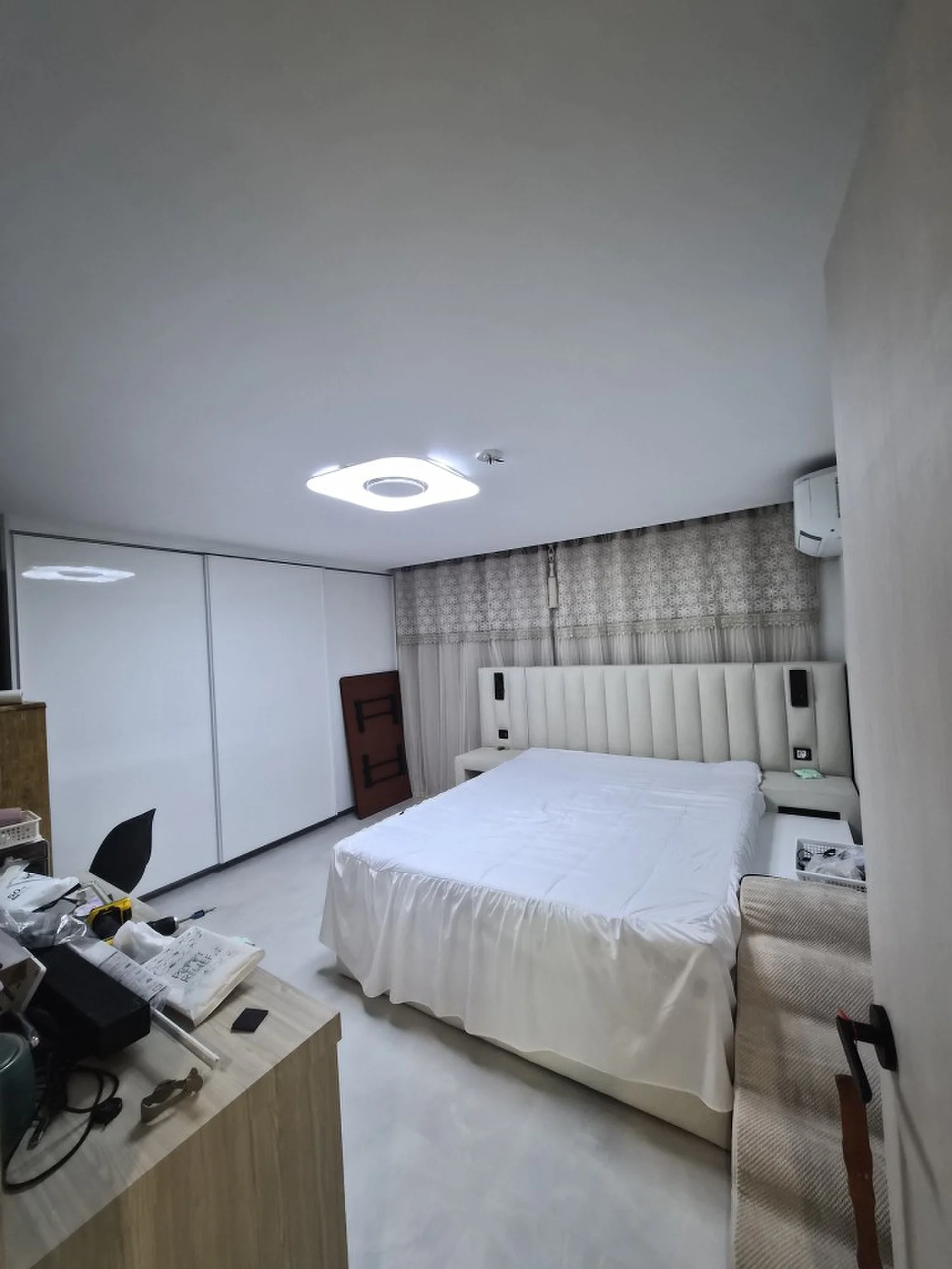 서해구 천장도배 안방 천장 덴조(각목 틀) 작업 후 실크도배 마감